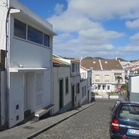 Sunny House Apartment